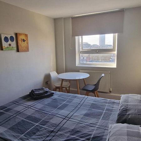 Beautiful 3-Bedroom Flat With Stunning Views London Luaran gambar