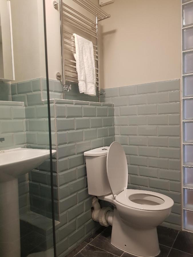 Beautiful 3-Bedroom Flat With Stunning Views London Luaran gambar