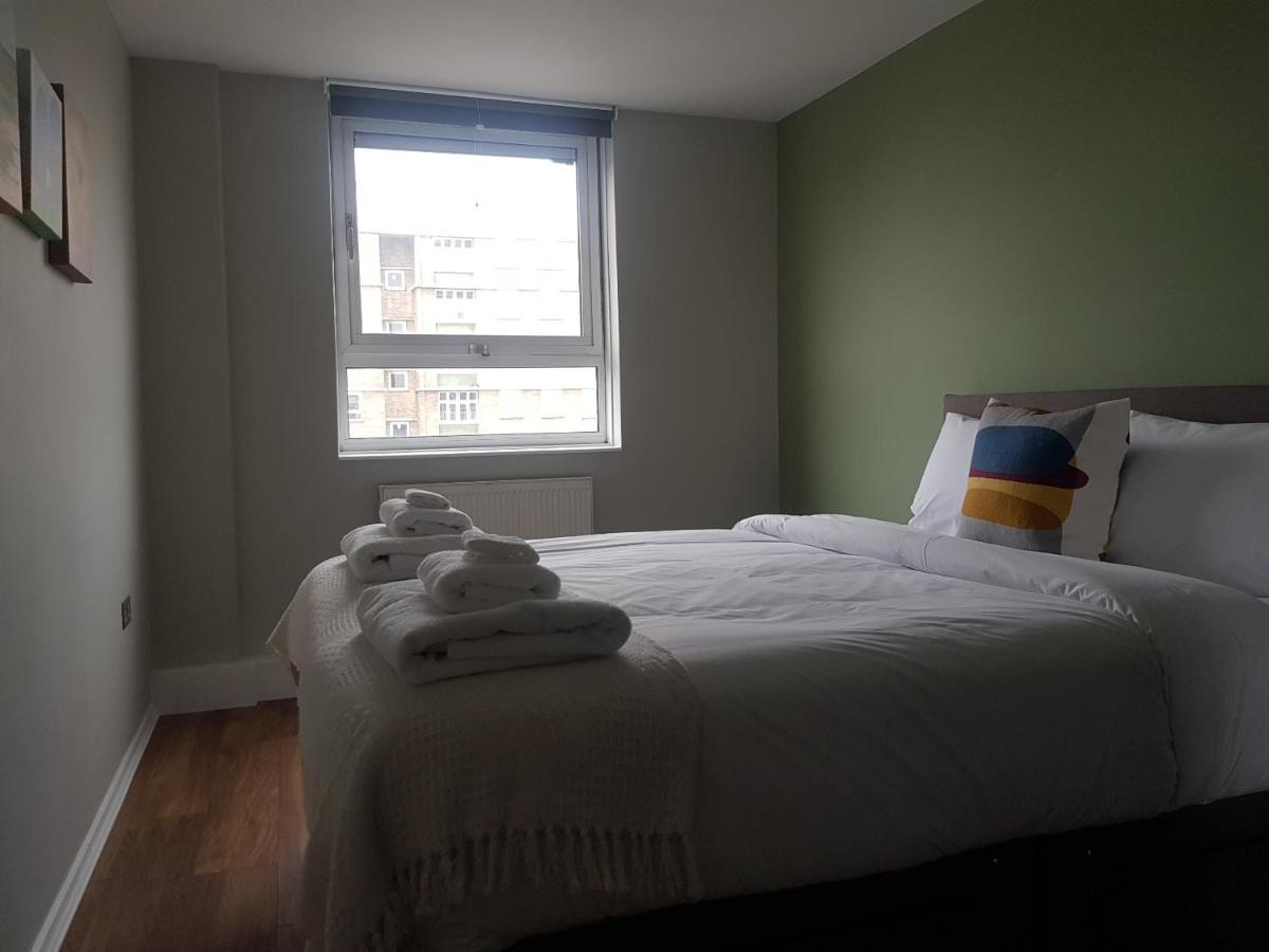 Beautiful 3-Bedroom Flat With Stunning Views London Luaran gambar